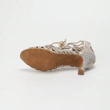 1 đôi giày khiêu vũ Latin màu mơ thời trang thoải mái đính đá, gót cao 7.5cm, giày nhảy Cha Cha và Rumba - Màu be - Xem 3