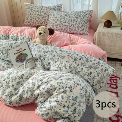 3pcs Bedding Set, French Vintage Floral Duvet Cover Set, Blue Botanical Flower Print Duvet Cover, Countryside Aesthetic Style Farmhouse Bedding With Fresh Floral Pattern, Breathable, Lightweight, Suitable For All Seasons, Includes 1 Duvet Cover (No Filling) And 2 Pillow Shams (No Filling)