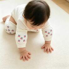 1 đôi miếng bảo vệ đầu gối cho bé tập bò, chất liệu cotton co giãn thoáng khí, dễ thương, phù hợp cho cả bé trai và bé gái, có lớp đệm mút, thích hợp cho trẻ mới biết đi. - Nhiều màu - Xem 21