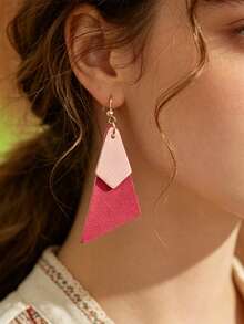 1 Pair Retro Soft Contrast Color Double-Layer Rhombus PU Leather Earrings, European And American Minimalist Contrast Color Earrings, Versatile Daily Wear - Pinkish White - View 2