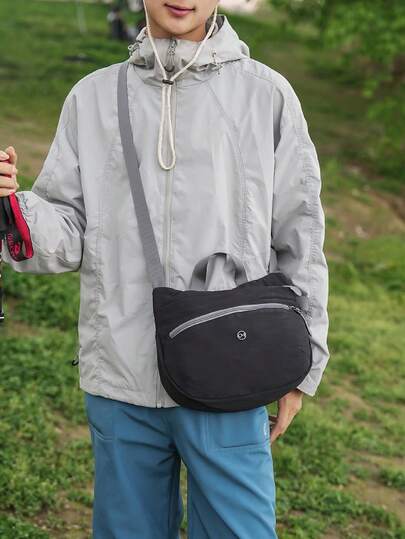 Unisex Outdoor Sling Shoulder Bag | Lightweight Waterproof Nylon + Minimalist Black Design, Suitable For Both Men And Women, Can Be Worn Crossbody Or Handheld, Versatile For Outdoor Hiking, Commuting, And Weekend Trips