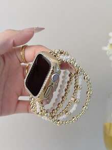MAPUCE 1件時尚串珠手鍊錶帶適用於Apple Watch，相容於Apple Watch Ultra/SE/11/10/9/8/7/6/5/4/3/2/1系列 38/40/41/42/44/45/46/49mm錶殼。採用多層金屬與珍珠珠飾設計搭配十字圖案，這款可愛的手工彈性錶帶是送給女朋友或情侶的完美禮物 - T096金色 - 查看 6