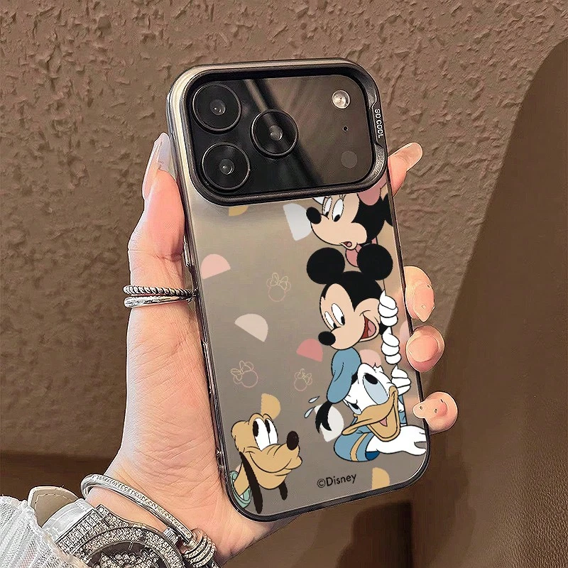 Ốp điện thoại Disney với các nhân vật hoạt hình như Mickey, Minnie và Donald Duck rất dễ thương và thời trang. Chúng tương thích với iPhone 17 Pro, 12 Pro, 14 Pro Max, 16 Pro Max, 17, 16 Plus, 15 Pro Max, 16, 14 Plus, 15 Pro, 14, 13 Pro Max, 17 Air, 12 và 11. Những chiếc ốp bảo vệ đáng yêu này rất phù hợp cho các bạn nữ và cung cấp khả năng chống sốc tuyệt vời. - màu đen - Xem 1