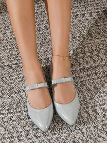AKSKATE Women's Patent Leather Bow Pointed Toe Mary Jane Flats | Soft Sole Slip On Shoes | Ideal For Office, Commute, Date & Casual Daily Wear - 淺灰藍色 - 查看 2