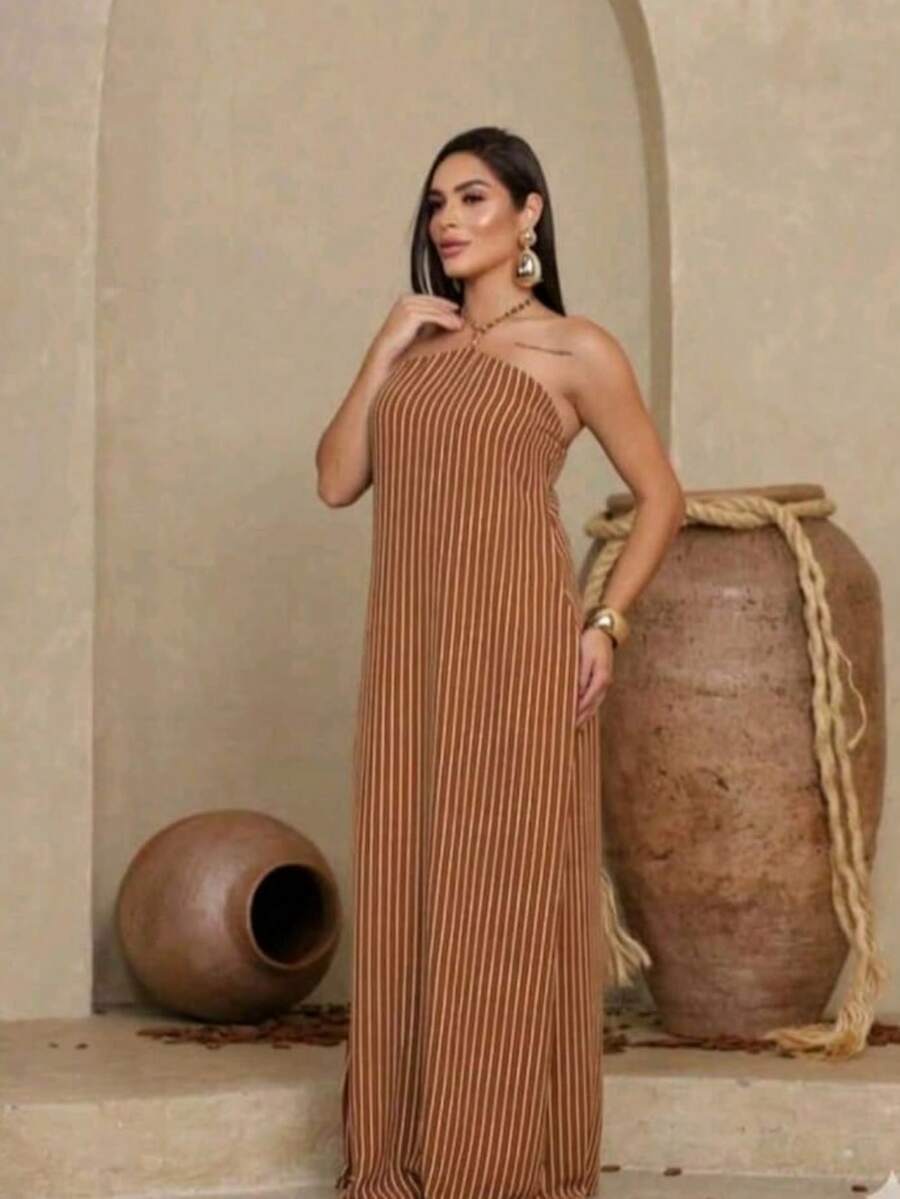 Vestido Longo Feminino Listrado Gola Halter Modelagem Soltinha Elegante