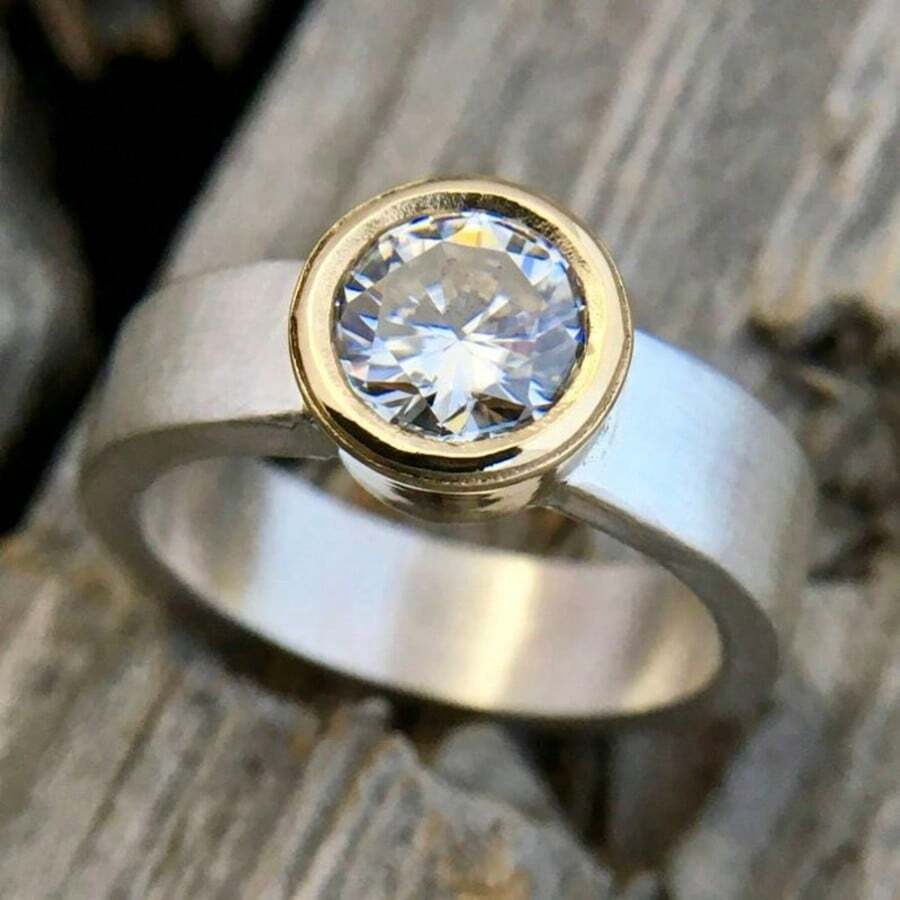 Fashionable Minimalist Dual-Tone Women's Ring, Synthetic Cubic Zirconia Engagement Ring, Shiny & Exquisite Jewelry - Two-color - View 1