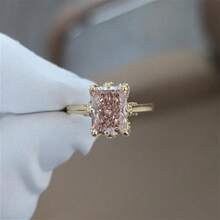 1枚女士金色镶钻合金戒指，优雅个性魅力订婚戒指，适合订婚、结婚、派对和日常佩戴——完美的生日、周年纪念日或情人节礼物 - 金色 - 查看 1