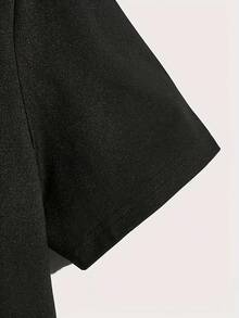 Men's  Tail Fox T-Shirt Graphic Design T-Shirt - Black - View 3