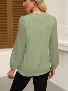 Women's New Fashion Minimalist Solid Color V-Neck Sexy Lace Patchwork Vintage Retro Chiffon Blouse, Suitable For Work, Commute, Office, Vacation, Travel, Beach, Valentine's Day, Gifts, Dates, Hanging Out, Photography, Daily Wear, And Home - Green - View 5