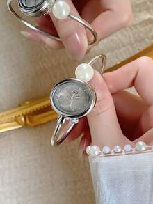 1pc Women's Oval Silver-Black Square Gold-Tone Dial Quartz Casual Watch, Suitable For Daily Wear - Grey - View 4