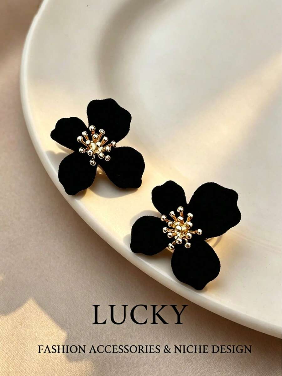 1 Pair Flocked Flower Stud Earrings, Elegant Minimalist Style, Suitable For Young Girl - Black - View 1