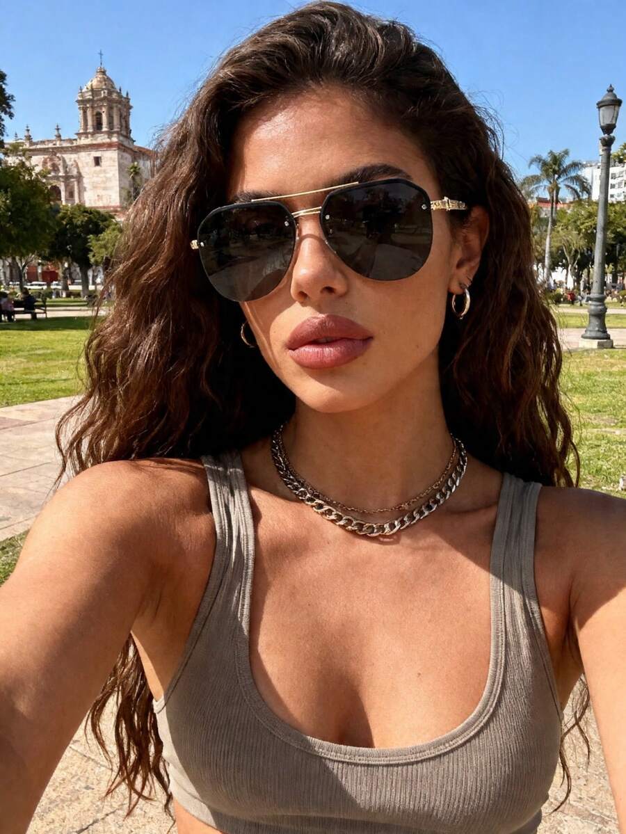 1pc Women's Metal Geometric Full Frame Elegant Aesthetic Shadow Fashionable Basic Stylish Sunglasses, Suitable For Fishing, Driving, Street Photography, Beach, Party, Outdoor Leisure Activities, Vacation, Weekend Outfit Accessories - Multicolor - View 1