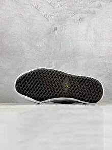MMY Maison Minara Yasuhiro 2026 New MMY Collaborate With A Renowned Designer Classic Anti-Slip Wear-Resistant Lightweight Low-Top Board Shoes - Multicolor - View 5