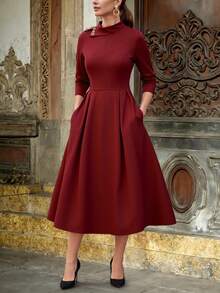 Vuslat 女士夏季简约复古前扣褶裥连衣裙，南法花园度假浪漫V领收腰长裙，适合通勤、办公、日常穿着、派对、下午茶、婚礼宾客、度假等场合。 - 酒紅色 - 查看 2