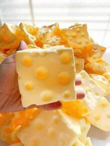 2026 Nuevo - 1 pieza Juguete de peluche suave con forma de queso cuadrado lindo. Necesita ser relleno. Textura cómoda, ayuda a aliviar el estrés. Diseño realista, portátil y adecuado para la colección de ocio diario. - Multicolor - Ver 5
