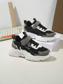 1 par de nuevos zapatos deportivos cómodos y versátiles para niños - Malla transpirable, decoración con letras, soporte plano negro/gris, zapatillas de correr de bajo perfil, adecuados para todas las estaciones, uso diario para niños y niñas, para senderismo al aire libre - Negro - Ver 3