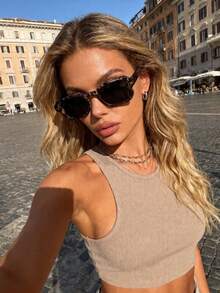 1pc Women's Plastic Geometric Frame Street Style Elegant Aesthetic Fashion Sunglasses, Suitable For Hiking, Beach, Party, Camping, Street Photography And More - Multicolor - View 3