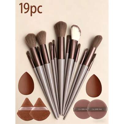 3/14/15/16/17/19 Pieces Professional Makeup Brush Set, Including Angled And Conical Foundation Brushes, Contour Brushes, Blush Brushes, Foundation Brushes, Eyeshadow Brushes, Concealer Brushes, Highlighter Pens And Dot Applicators For Eyeshadow. Soft And Comfortable Makeup Tools Suitable For Women, Portable Travel Set. Ideal For Beginners In Makeup For Daily Use, A Must-Have For Travel. This Set Contains Various Makeup Brushes And Is The Ideal Choice For Makeup Enthusiasts.