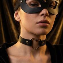 2pcs Gothic Fox Ear & Rabbit Mask Collar Set, Faux Leather Half Face Mask With Rivets, Black PU Leather Heart Choker, Sexy Cosplay Accessories, Fox & Rabbit Mask Suitable For Halloween Party, Valentine's Day, Roleplay, Boudoir Photography - Multicolor - View 10