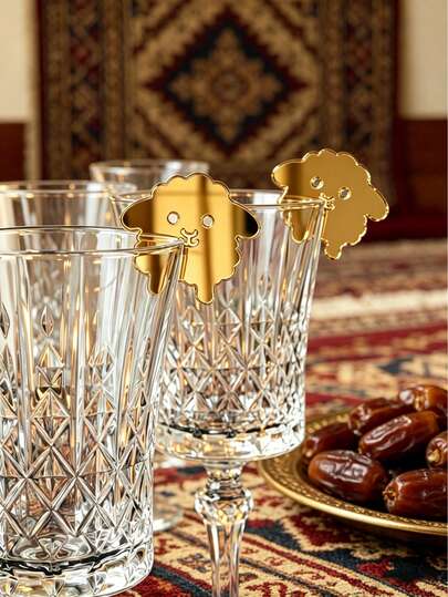 1pc/5pcs Cute Sheep Shaped Cup Rim Decorations, Gold Mirror Acrylic Glass Edge Clips, Lovely Lamb Animal Themed Drink Cup Topper Ornaments, Elegant Water Goblet Rim Clips, Aesthetic Table Setting Accessories, Daily Dining Table Decor