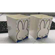 MIFFY 1个米菲兔星形方形笔筒，可爱粉色办公桌收纳盒，适合放置文具、化妆刷和办公用品，是送给米菲兔粉丝的完美返校礼物。 - 彩色 - 查看 7