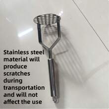 1个不锈钢土豆泥压泥器，防滑设计，不锈钢材质经久耐用且易于清洁，可用洗碗机清洗；轻松压成细腻的土豆泥，适用于土豆、红薯、南瓜、豆类、香蕉等食材；厨房烘焙烹饪必备，烤箱好帮手；适合烹饪爱好者、家庭主妇、烘焙达人、公寓住户；适用于家庭厨房、婴儿辅食制作、餐厅烹饪等场景；母亲节、乔迁之喜、生日、节日的理想礼物，实用又时尚的厨房工具 - 彩色 - 查看 17