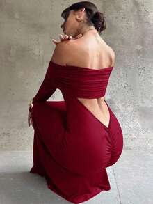 Vestido largo sirena para mujer, hombros descubiertos con espalda al aire, ajustado y fruncido, elegante para fiestas, bodas como invitada y graduación, color liso - Burdeos - Ver 6
