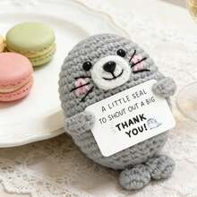 1pc Seal Knitted Doll Is Designed In The Shape Of A Seal, With A Positive Card With Encouraging Words. The Design Is Ingenious And Unique, Giving You Great Support And Strength. - Multicolor - View 4
