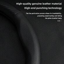 Hocasen 方向盤套 磨砂碳纖維紋理皮革結合穿孔透氣PU皮革 適用於 Tiguan/Golf/Polo/Passat/Jetta/ID.3/ID.4/Atlas/Teramont/Taos/T-Cross/Taigo/Touran/Multivan/Caddy/Amarok/Crafter/Transporter - Perforated Steering Wheel Cover - 查看 6