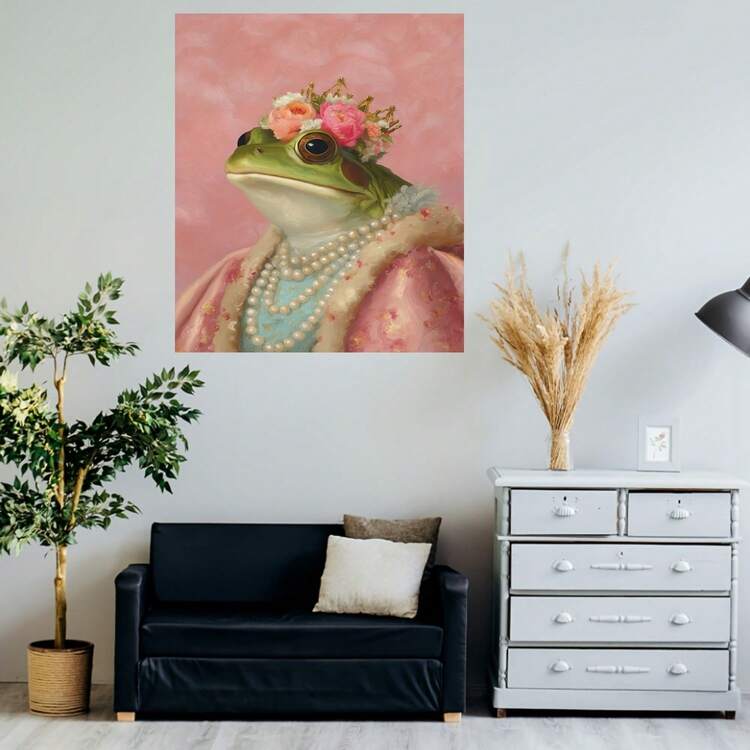Arte de pared plano 2D, 2D plano, 2D plano, 1 pieza, arte de pared plano 2D que mide 12X16 pulgadas con un retrato caprichoso de una rana. Esta rana real está adornada con una corona floral y un chal rosa. - Enmarcado - Añade 5