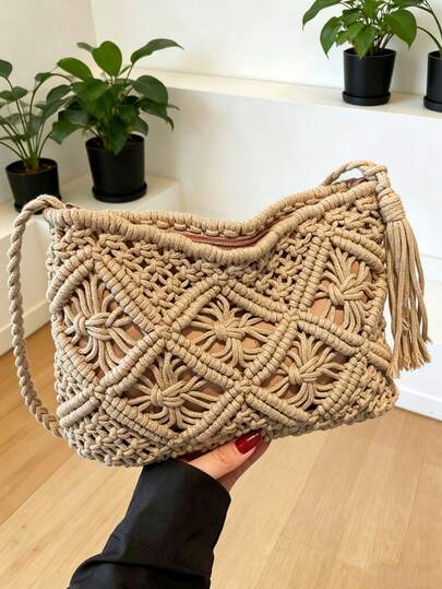 This Is A Solid-Color Bohemian-Style Woven Shoulder/Crossbody Bag. This Stylish And Compact Square Woven Bag Is Perfect For Girls And Ideal For Beach Vacations And Street Shopping. It's Also Suitable For Beach Holidays, Travel, And Attending Music Festivals.