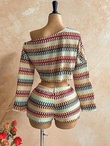 Conjunto de dos piezas para mujer color amarillo claro sólido, blusa asimétrica de hombro descubierto y shorts de tejido texturizado, estilo casual y fresco, ideal para vacaciones, playa, verano, uso diario y salidas relajadas - Albaricoque 2 - Ver 2
