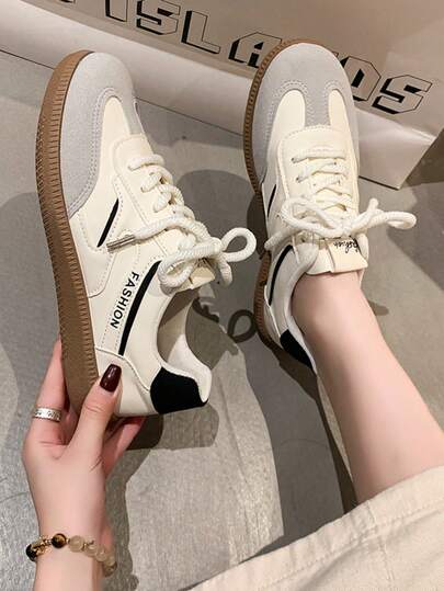 2026新款女士平底休闲鞋，软底轻便复古撞色系带运动鞋，舒适透气运动鞋