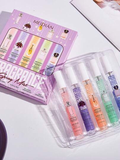 5pcs Limited Edition Brazilian Fragrance Mist Gift Set, Indoor Fragrance Spray, Indoor & Outdoor Air Freshener, Multi-Layered Scent, Long-Lasting Natural Freshness, Achieve Optimal Wellness. This Elegant Fragrance Blends Vanilla, Coconut, Floral, Citrus Fruit, Woody And Marine Notes Of Brazilian Flair, Suitable For Outings, Gatherings, Travel, Home, Hotel And Office Use, Also An Ideal Gift For Friends And Family.