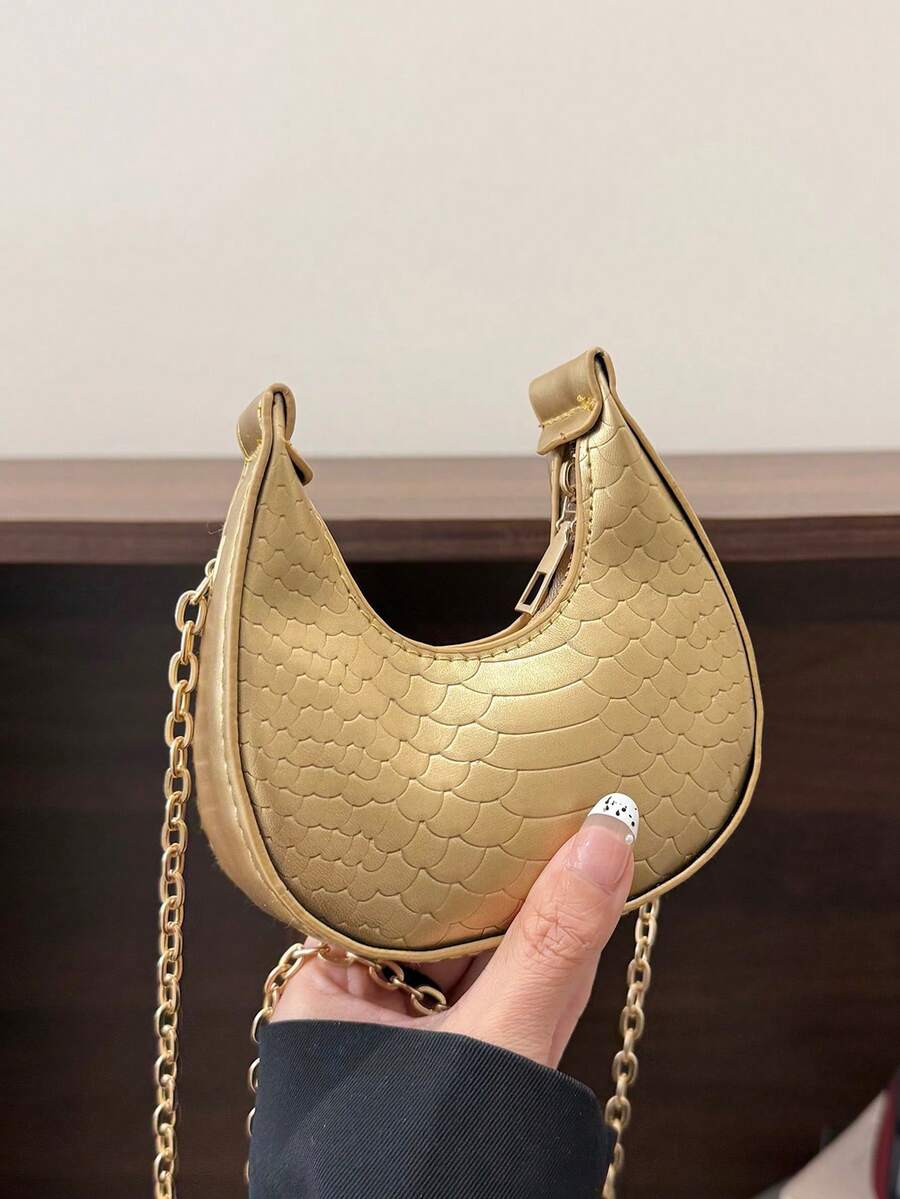 Gold Fish Scale Pattern Crescent Bag, Fashionable Chain Shoulder/Underarm Small Bag, Versatile Crossbody - Gold - View 1