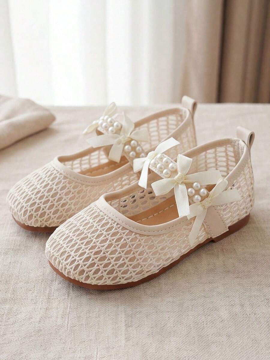 3-12 Years Old Girls' Summer Bestselling Mary Jane Flat Shoes. Peach/White Mesh Vamp Design. Adjustable Hook And Loop Closure. Non-Slip Rubber Sole. Sweet Princess Style. Suitable For Birthday Party And Summer Outfits! - Beige - View 1