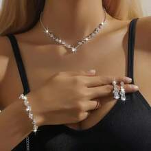 4 Pcs Exquisite Claw Chain Necklace Zirconia Earrings Bracelet Multi-Piece Se - Silver - View 2
