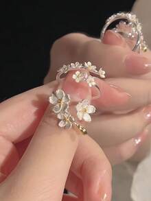 2pcs/Set Cincin Terbuka Motif Bunga 3D Romantis Prancis & Gugusan Bunga Sakura, Cocok untuk Pemakaian Sehari-hari Wanita, Festival, Pantai, Pesta, Hadiah Luar Biasa untuk Pasangan atau Sahabat Terbaik - Putih - View 1