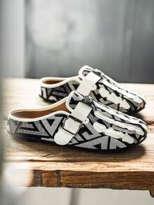 Men's Boho Mule Shoes - Printed Fabric Slip-On Clogs With Metal Buckle, Soft Insole Casual Comfort Sandals For Spring Summer - Black and Gray - View 3