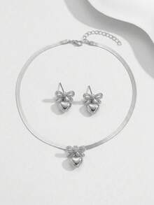 3pcs Elegant Earrings & Necklace Jewelry Set, Fashionable Minimalist Geometric Hollow Heart & Textured Round Pendant, Flat Snake Chain Necklace, Versatile Daily Accessory - Silvery - View 3