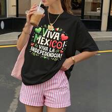 Camiseta Negra Viva Mexico Viva La Independencia Estampado con Corazones y Hojas para Fiesta Patria - Negro - Ver 3
