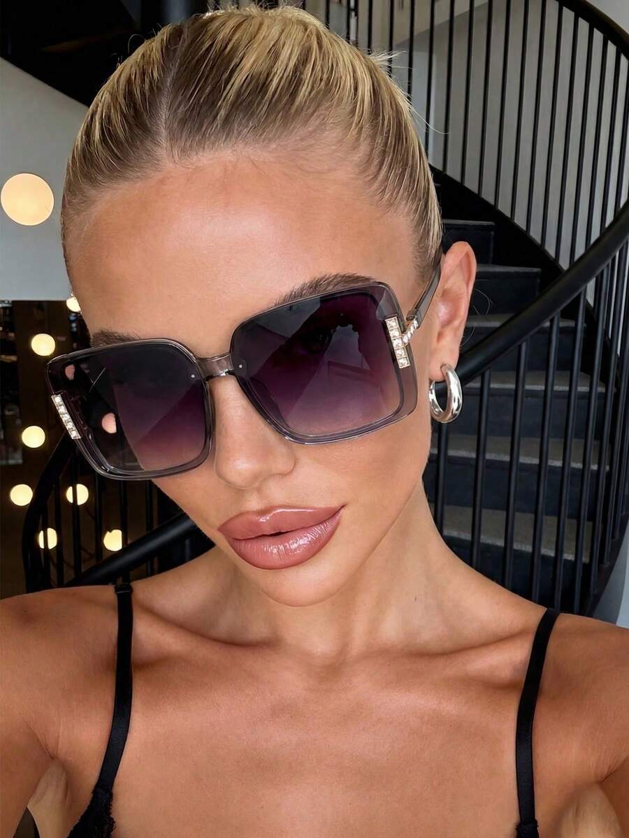 1 Pair Women's Universal Square Gray Frame Minimalist Versatile Sunglasses, Suitable For Family Outings, Travel, Holiday Outfits, Sports Style, Driving, Beach, Electronic Music Festival, Summer Accessories, Vacation, Hiking - Grey - View 1