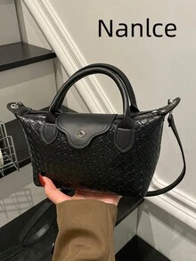 A Lightweight And Compact Minimalist-Style Ladies Crossbody Bag, A New Bag For 2026. - Black - View 3