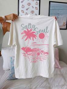 Áo thun nữ tay ngắn Salty Soul kiểu dáng thường ngày, in hình cây dừa và sóng biển. Áo cổ tròn thoải mái và đa năng, hoàn hảo cho kỳ nghỉ hè và những buổi đi chơi hàng ngày. Áo thun cỡ lớn. Màu trắng. - trắng - Xem 3