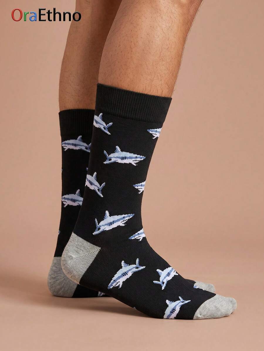 1 đôi tất dài đến bắp chân, unisex, màu đen, họa tiết cá mập, phối màu tương phản, chất liệu polyester thoáng khí, thích hợp để mang hàng ngày hoặc làm quà tặng. - Nhiều màu - Xem 1