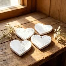 1pc DIY Clay Mold, 4-Linked Flower & Heart Pendant Mold, Suitable For Making Resin, Gypsum, Candle, Aromatherapy Products, Home Decor, Wedding Centerpiece, Silicone Mold - Four-piece Heart Pattern Mold - View 3