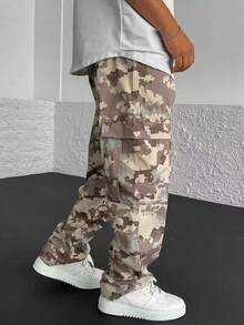 Pantalones cargo rectos y sueltos con estampado de camuflaje, bolsillo con solapa y cordón en la cintura para hombres Manfinity - Caqui - Ver 3