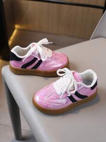 Nuevas zapatillas de deporte casuales de moda para estudiantes, zapatos deportivos para exteriores, suela blanda transpirable y antideslizante, zapatos para correr unisex, adecuados para todas las estaciones - Negro - Ver 4