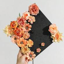 42 pièces de matériaux de fleurs artificielles vintage, convenant pour les accessoires DIY, les accessoires capillaires classiques, les coiffures de mariage et la décoration de la maison pour les fêtes. Peuvent être utilisés pour fabriquer des couronnes, des décorations pour fêtes d'anniversaire et de vacances, des bracelets de demoiselle d'honneur, des matériaux floraux, pour une utilisation dans la maison et la boutique de fleurs, la décoration de jardinage, la décoration de la fête des mères, à usage polyvalent tout au long de l'année. - Couleurs d'automne - Voir 9