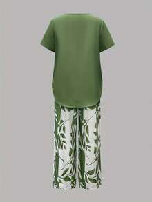 Women's Two-Piece Summer Set, Layered Short Sleeved Top And Leaf Printed Straight Leg Cropped Pants, Casual Breathable Casual Suit Set, - Green - View 3